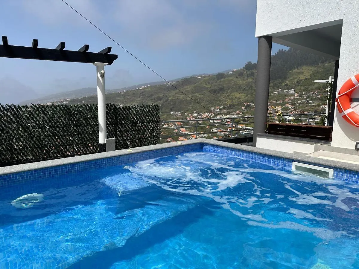 Holiday home Maison Du Soleil Arco da Calheta